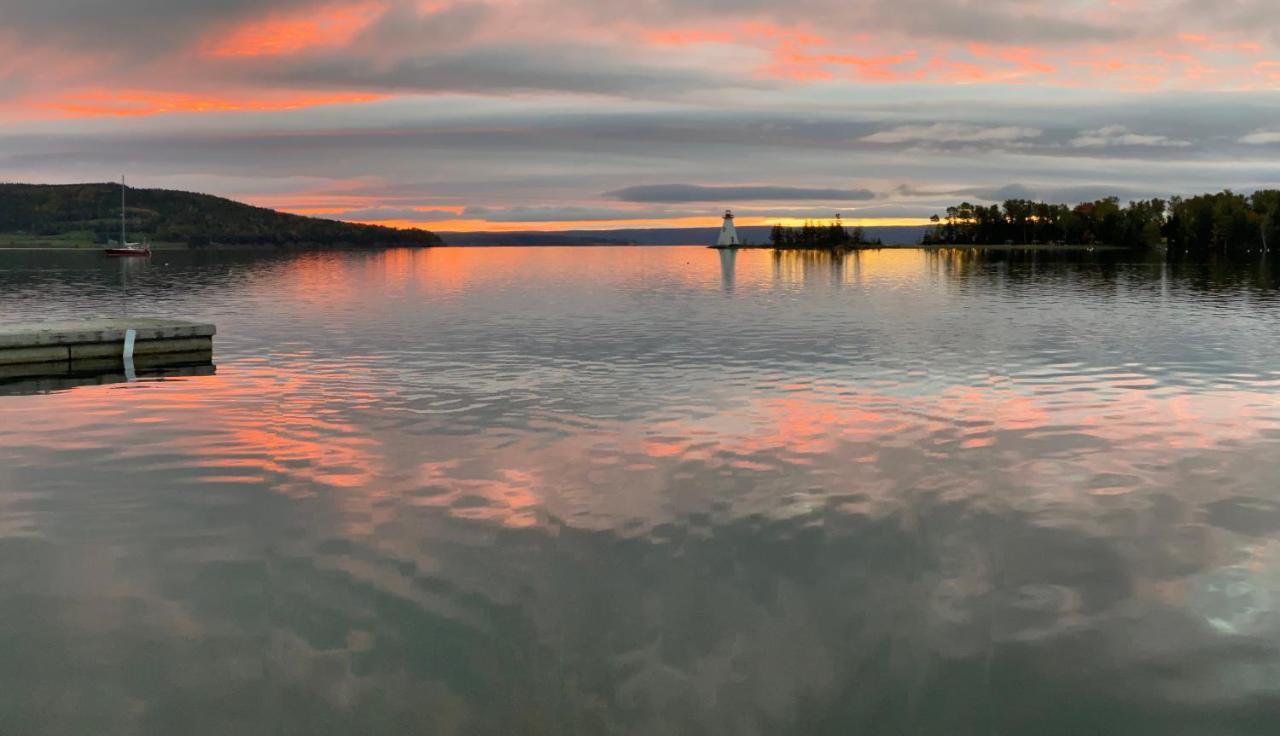Baddeck Inlet The Water'S Edge Inn & Gallery מראה חיצוני תמונה